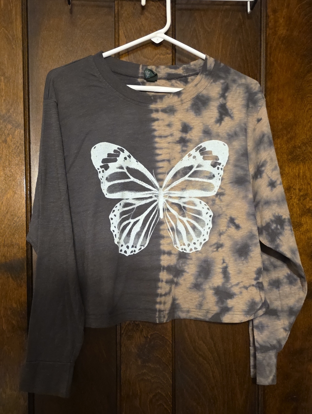 wild fable Black and Brown Tie-Dye Butterfly Graphic Tee